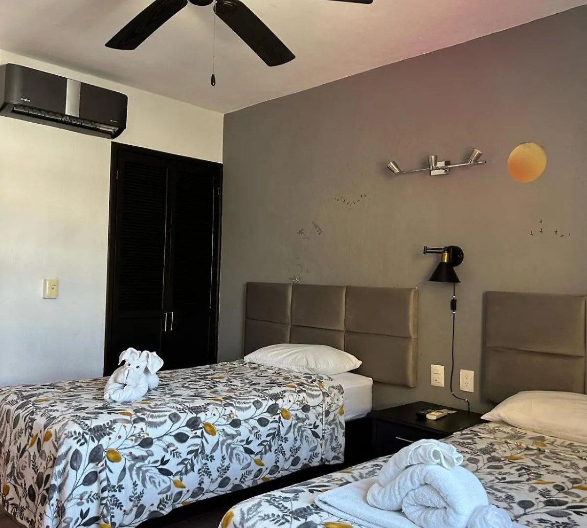 Hotel Marcianito Isla Mujeres 2*,