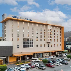 Hotel Express By Marriott Guadalajara ***