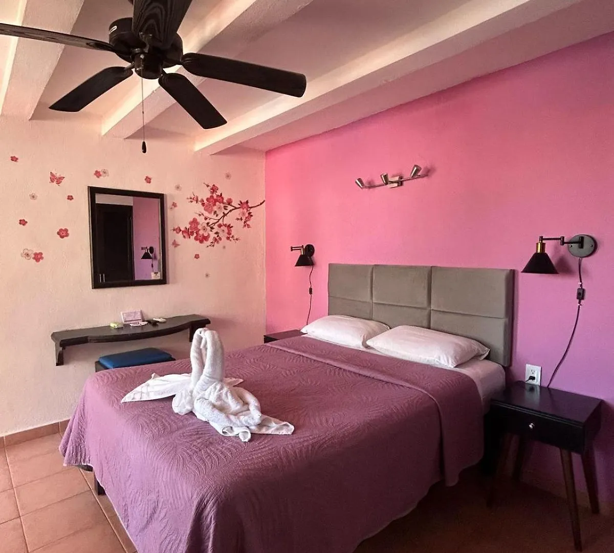 Hotel Marcianito Isla Mujeres 2*,